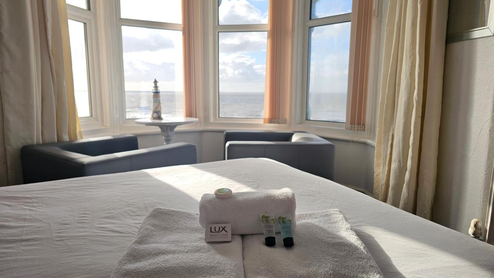 Bowies Lodge Blackpool Eksteriør bilde