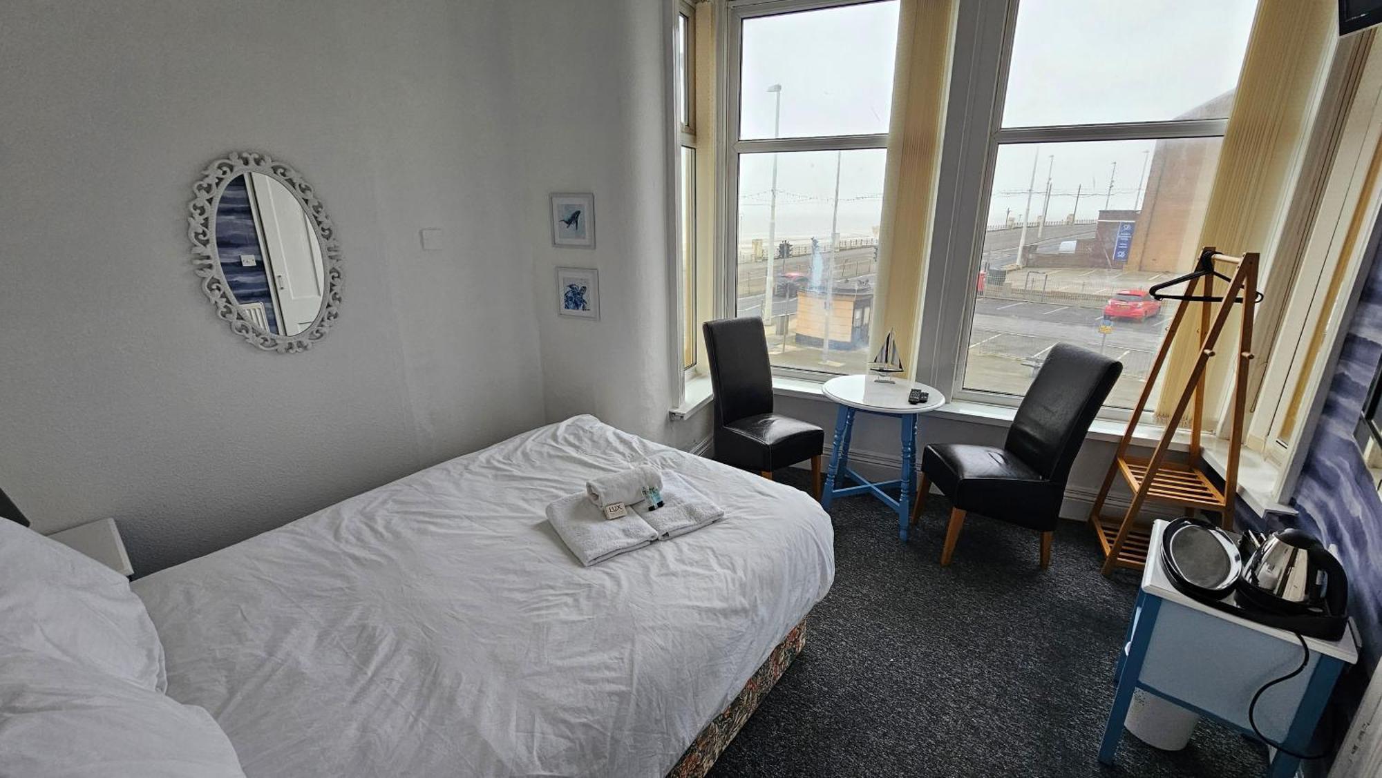 Bowies Lodge Blackpool Eksteriør bilde